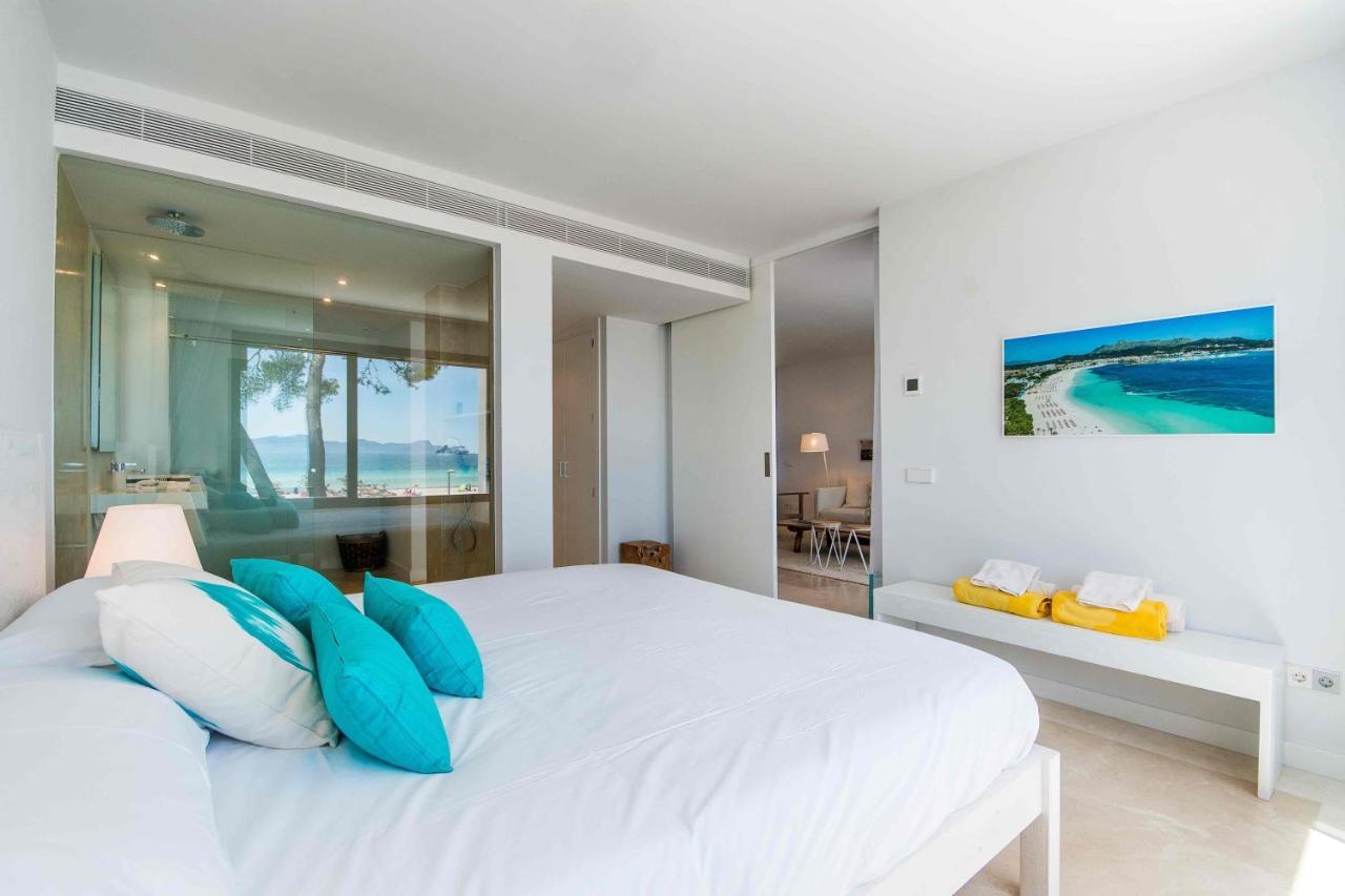 Beach First Floor Front Line Apartment *